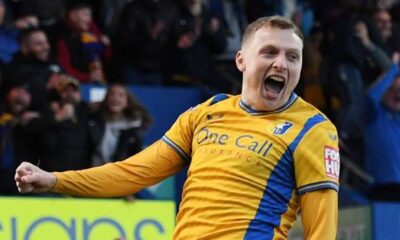 Mansfield Town 2-1 Accrington Stanley - Stags seal promotion to League One