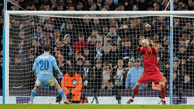 Andriy Lunin saves Bernardo Silva's disastrous penalty