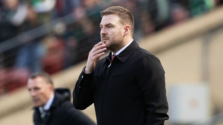 GLASGOW, SCOTLAND - APRIL 20: Aberdeen Interim Manager Peter Leven during a Scottish Gas Scottish Cup semi-final match between Aberdeen and Celtic at Hampden Park, on April 20, 2024, in Glasgow, Scotland.  (Photo by Alan Harvey / SNS Group)