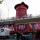 Blades fall off Moulin Rouge windmill in Paris