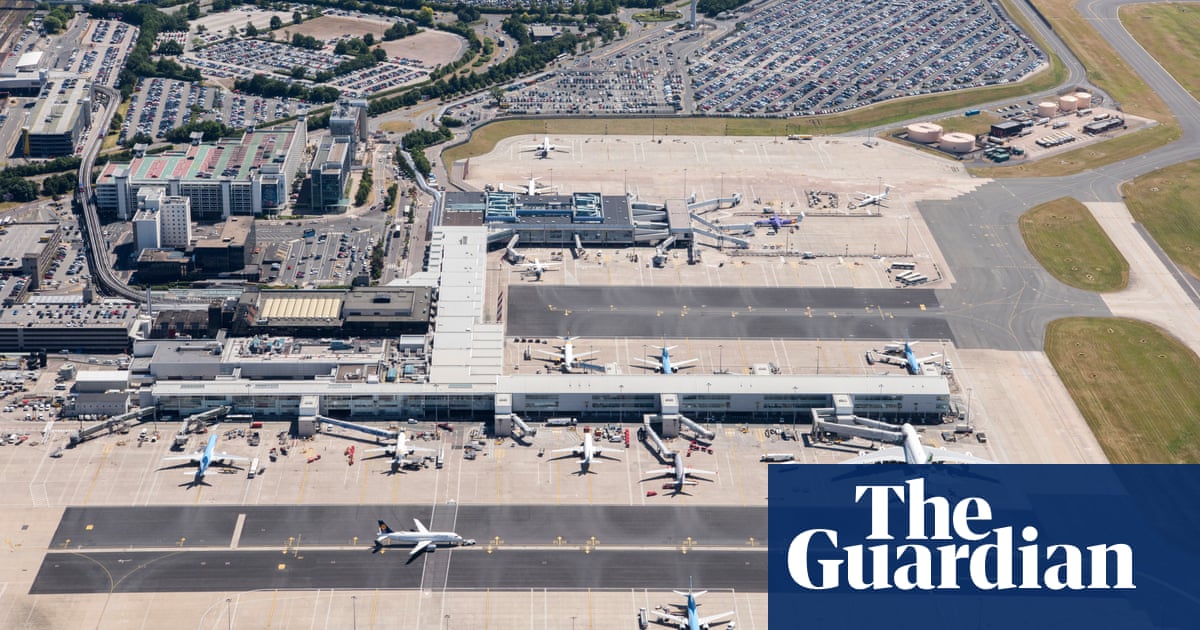 Birmingham airport suspends operations after plane security incident | Birmingham