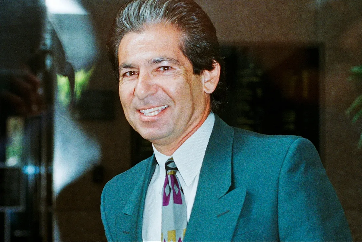 Robert Kardashian Net Worth: How much money made OJ Simpson's lawyer for the "Trial of the Century"?
