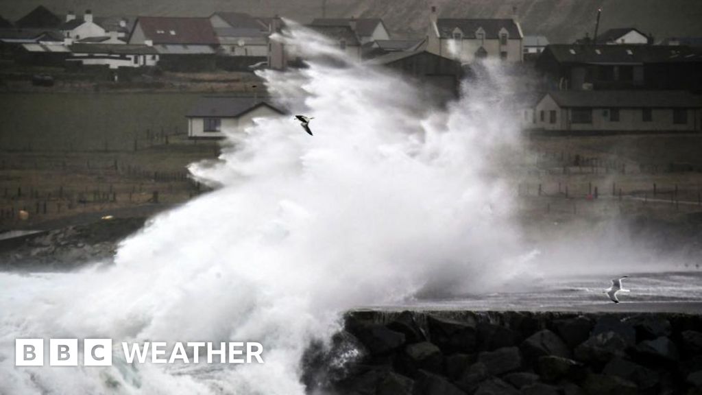 Storm Kathleen: strong winds and gales expected this weekend