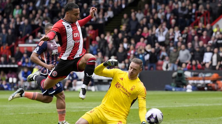 Matz Sels denies Cameron Archer from close range