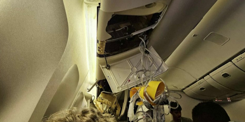 Singapore Airlines flight encounters severe turbulence leaving 1 dead, dozens injured