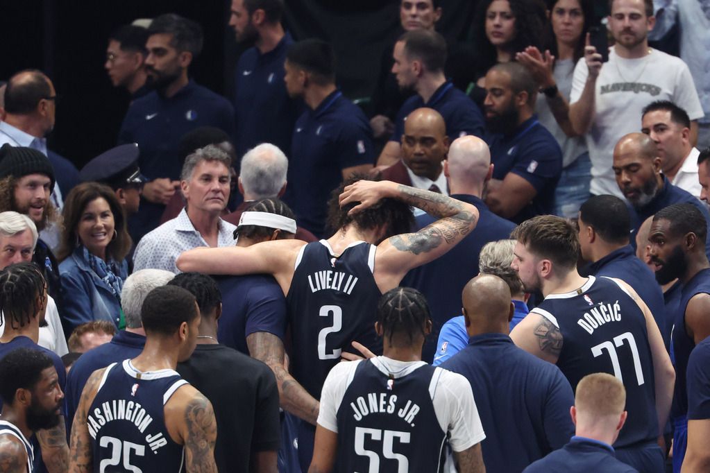 Dereck Lively doubtful, Maxi Kleber questionable for Game 4