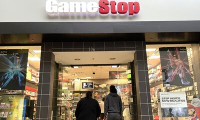 GameStop GME short sellers lost almost $1 billion in Monday's monster rally