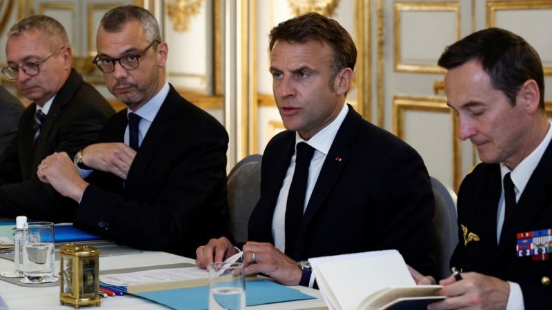 Macron in New Caledonia to set up ‘mission’ after protests – Euractiv