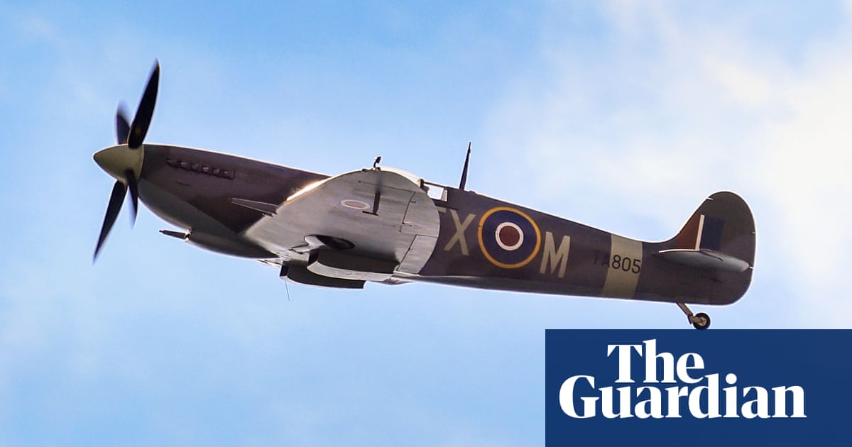 Pilot dies in Spitfire crash in field near RAF Coningsby base in Lincolnshire | Lincolnshire