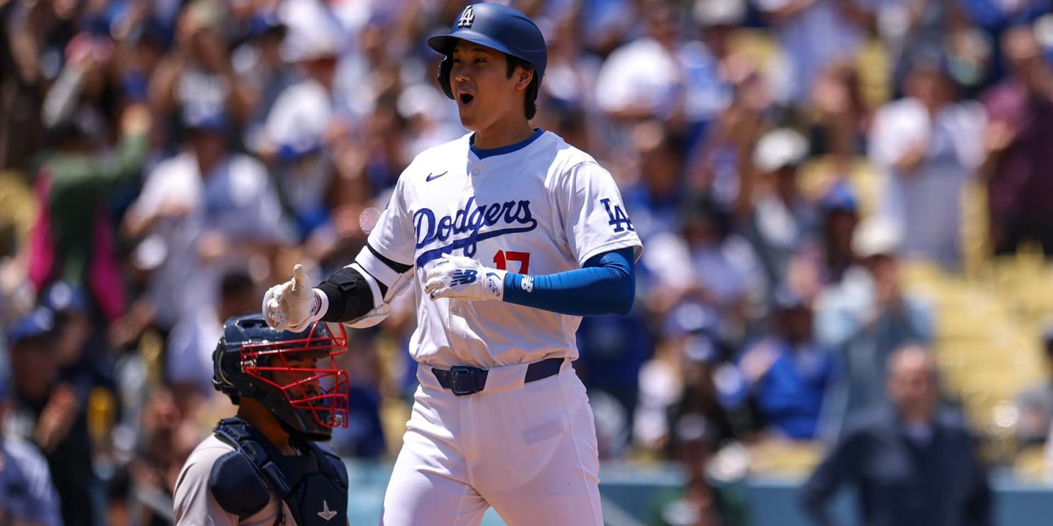 Shohei Ohtani hits two homers, collects four hits as Dodgers sweep Braves