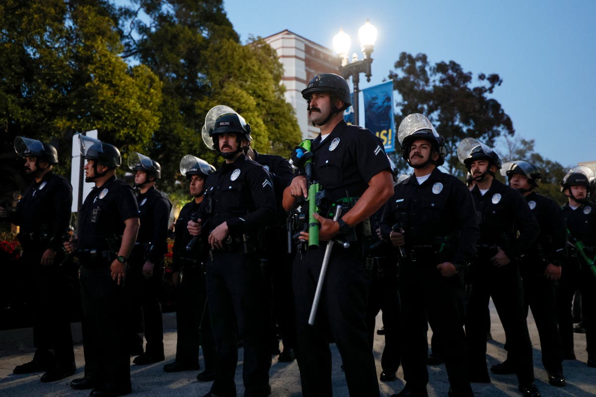 Watch: Police enter pro-Palestine UCLA encampment after students refuse to disperse
