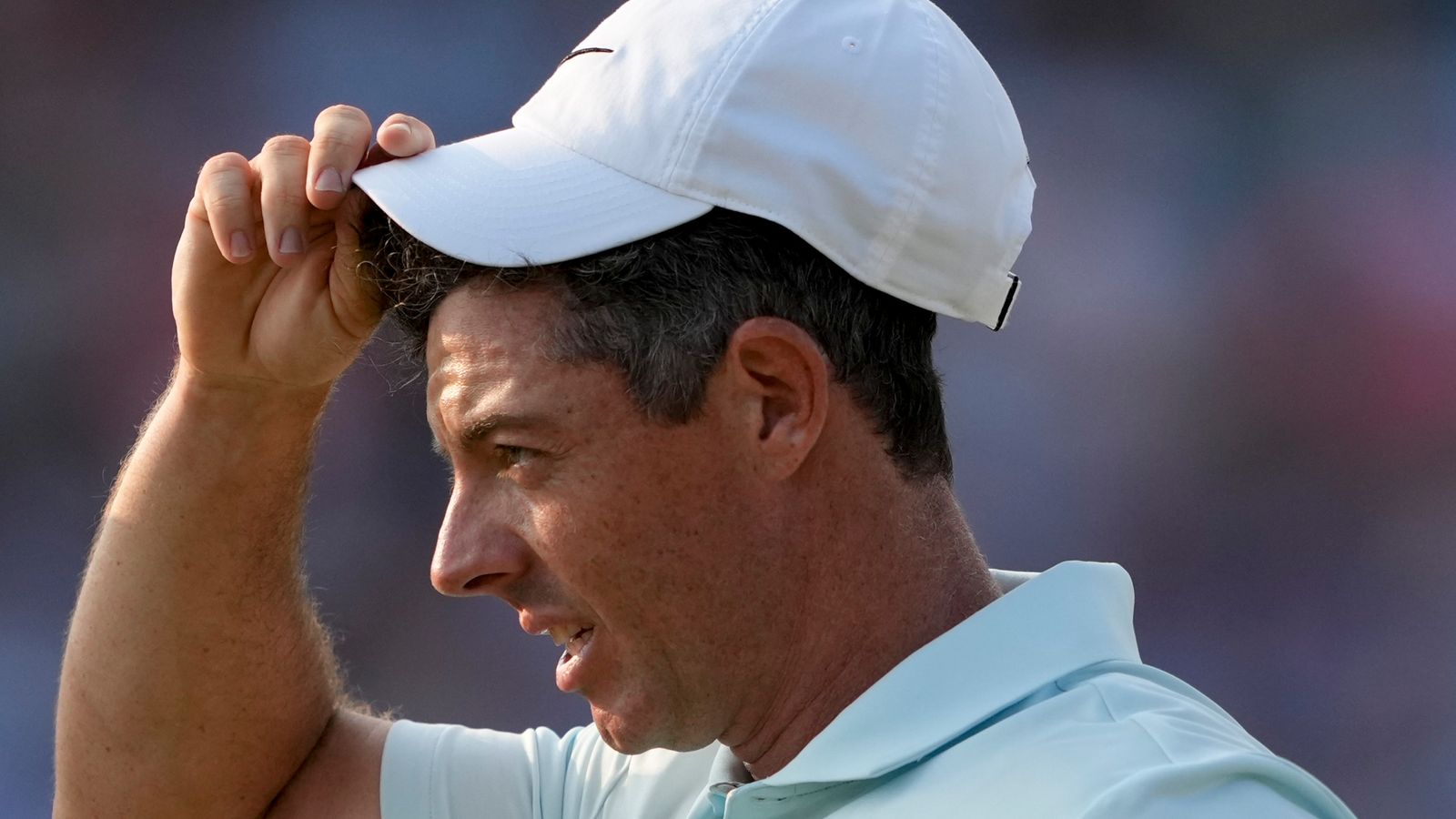 Rory McIlroy, of Northern Ireland, reacts after missing a putt on the 18th hole during the final round of the U.S. Open golf tournament Sunday, June 16, 2024, in Pinehurst, N.C. (AP Photo/Matt York)