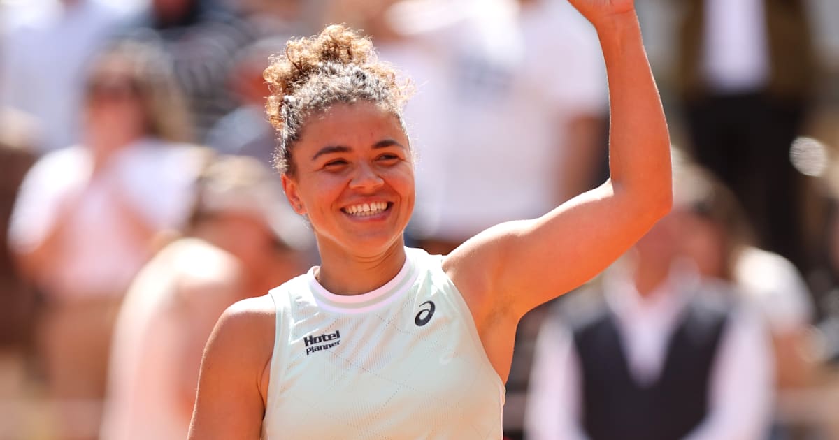 Jasmine Paolini reaches first Grand Slam semi-final as Roland-Garros women's singles last four takes shape