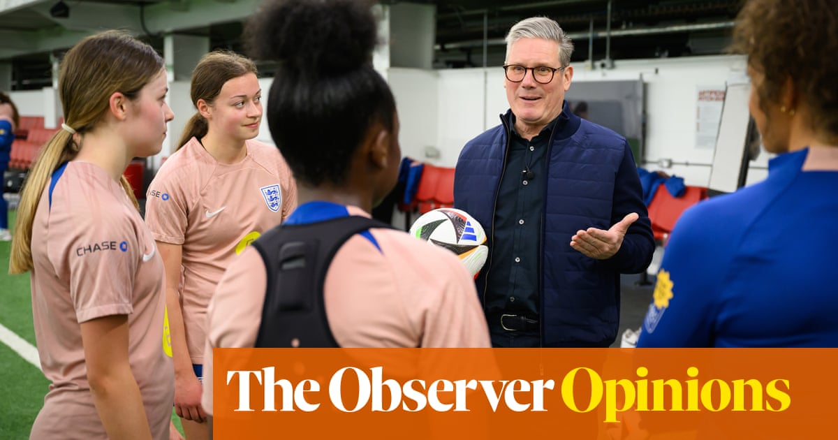 Keir Starmer’s football obsession isn’t just good politics … it’s at the heart of who he is | Tom Baldwin