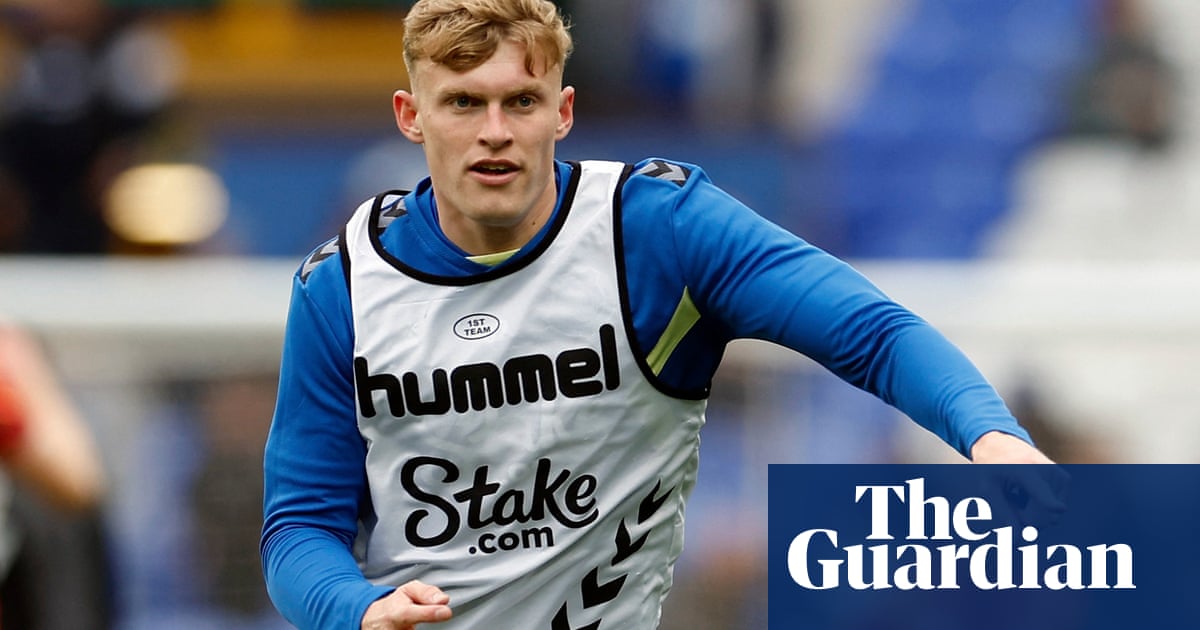 Manchester United make initial £45m offer for Everton’s Jarrad Branthwaite | Manchester United