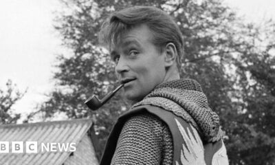 Original Doctor Who cast member dies aged 99