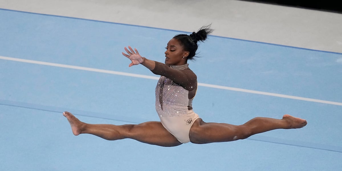 Simone Biles cruises to 9th national title