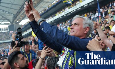 ‘This shirt is my skin,’ José Mourinho tells Fenerbahce fans at his unveiling | José Mourinho