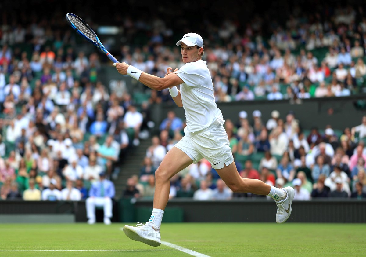 2024-Jack-Draper-Wimbledon-r1-action.jpg