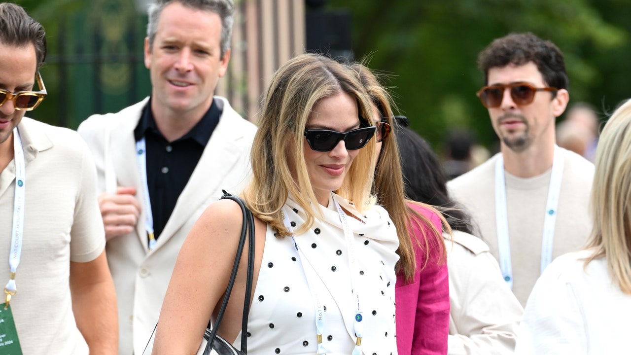 Margot Robbie Puts A High-Fashion Spin On Maternity Dressing At Wimbledon