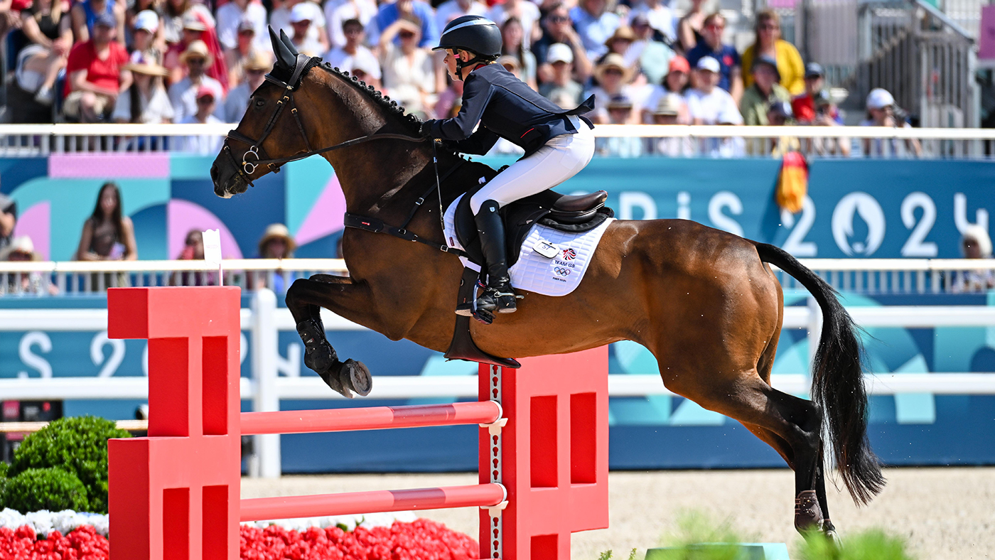 Olympics eventing showjumping – Ros Canter completes team round