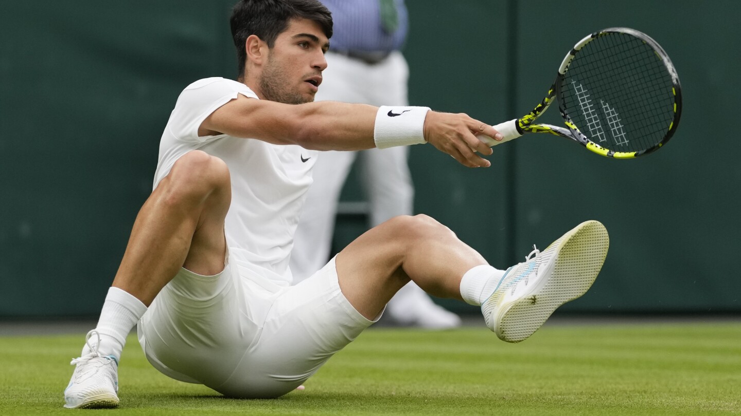 Carlos Alcaraz and Jannik Sinner reach the Wimbledon quarterfinals. Coco Gauff loses