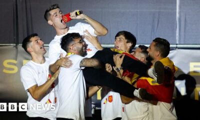 Euro winners Spain chant 'Gibraltar is Spanish' at Madrid parade