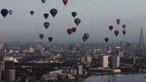 Reuters Hot-air balloons soar above central London as part of the Lord Mayor's Appeal