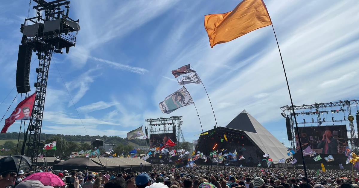 Keane celebrate 20 years of Hopes and Fears at Glastonbury