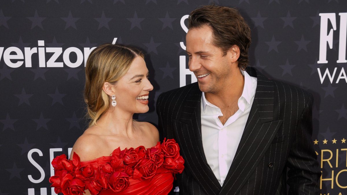 Margot Robbie is pregnant, expecting first baby with Tom Ackerley – NBC4 Washington