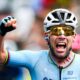 Mark Cavendish claims record-breaking 35th career Tour de France stage win