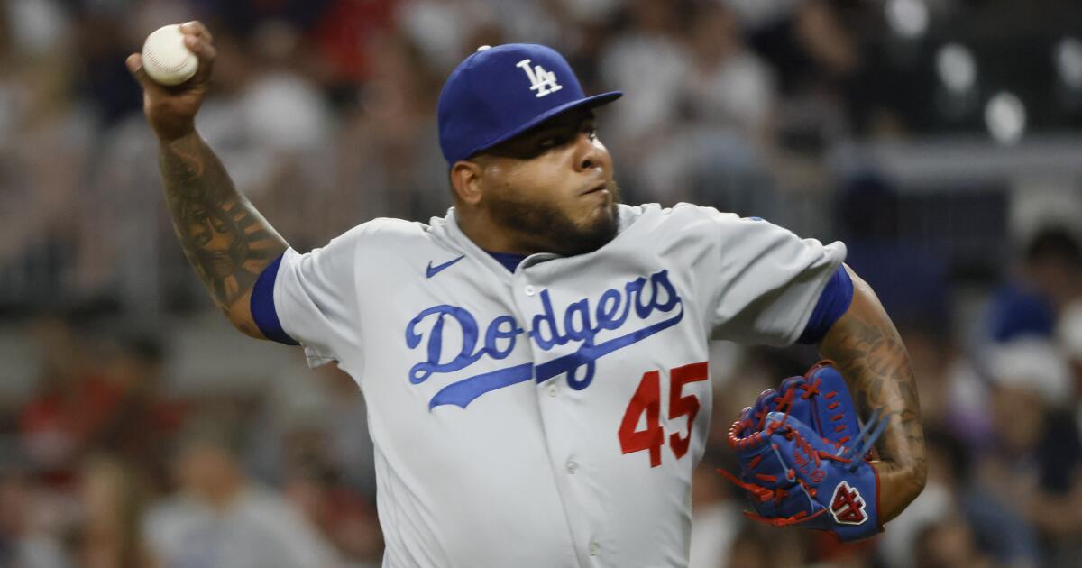 Reyes Moronta, ex-Dodgers and Angels pitcher, dies in vehicle crash at 31