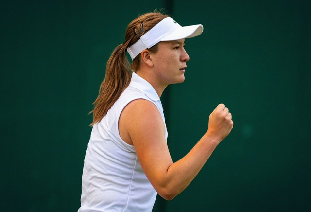 Tennis NZ » Lulu Sun beats Emma Raducanu at Wimbledon