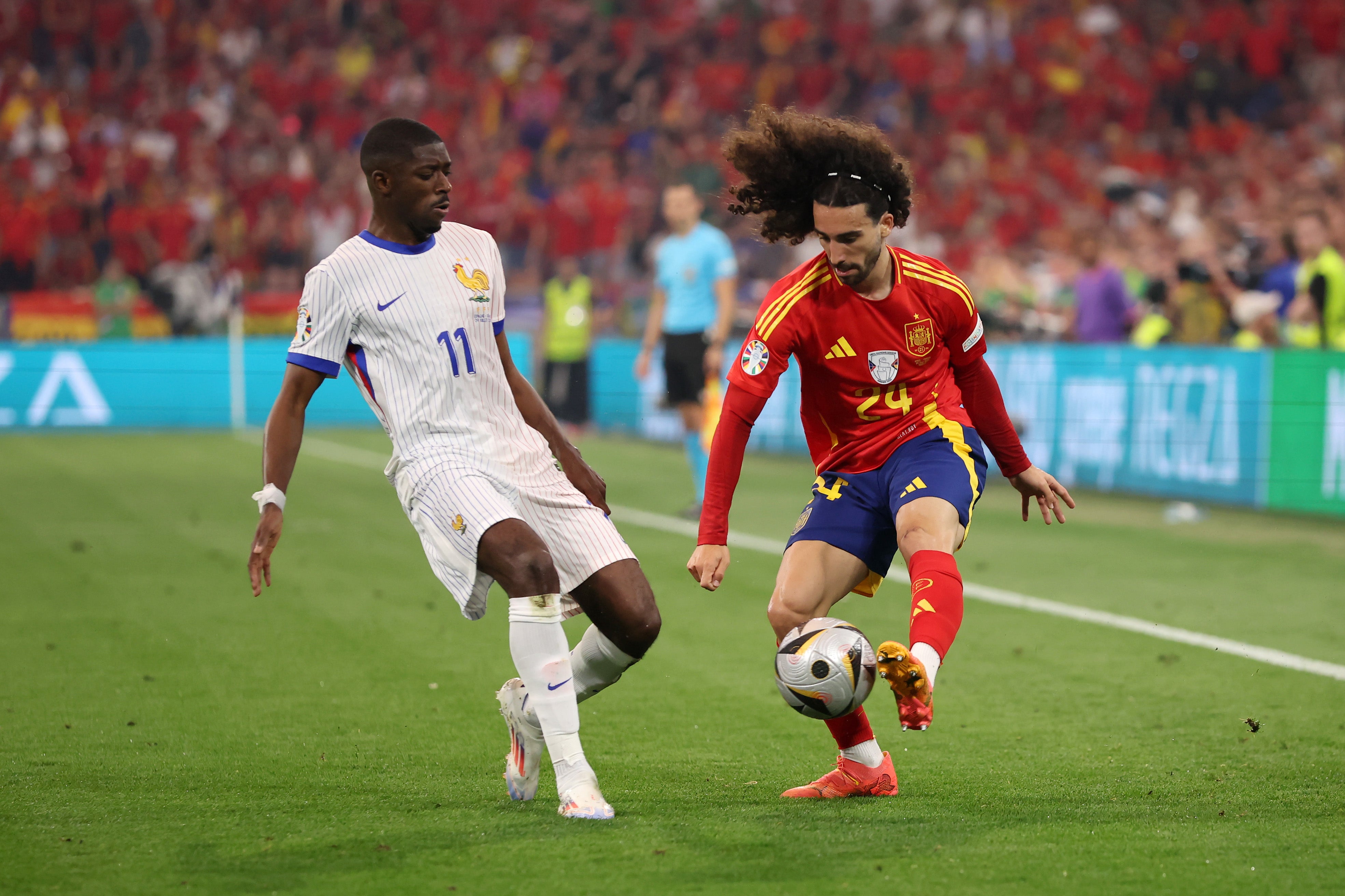 Marc Cucurella playing against France