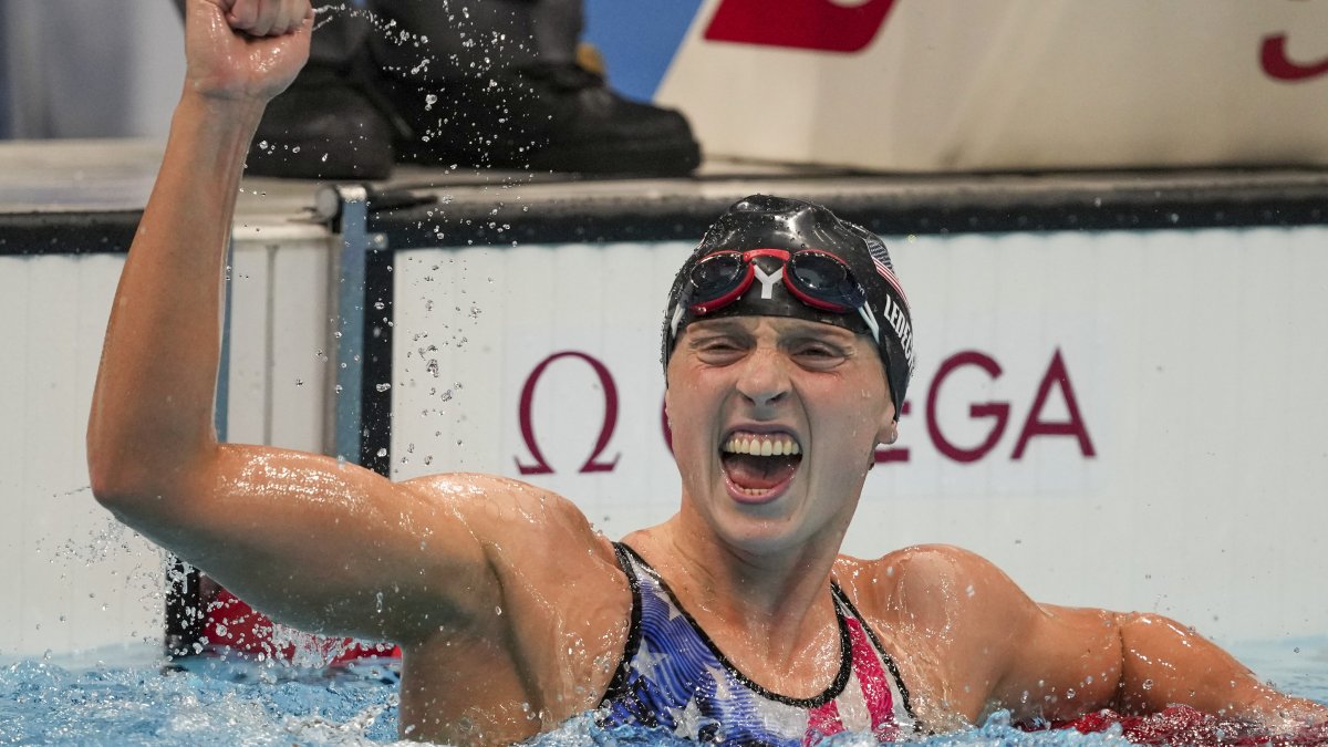 Katie Ledecky is officially the most-decorated US woman Olympian – NBC4 Washington