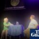 Liz Truss leaves stage over ‘I crashed the economy’ lettuce banner | Liz Truss