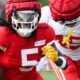 Chiefs WR Marquise Brown hurts shoulder, to 'miss some time'