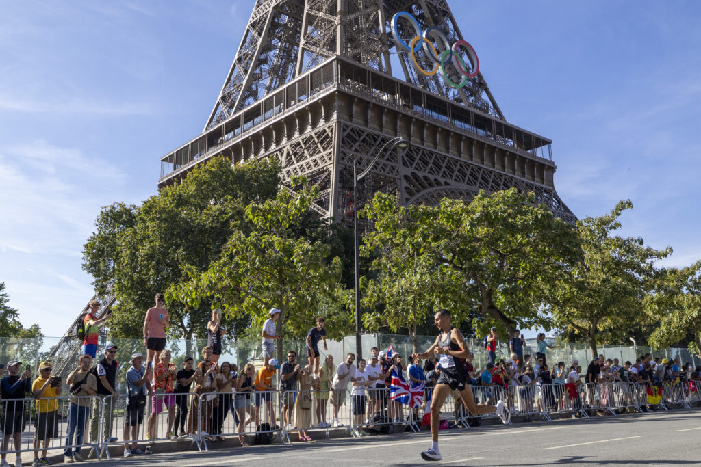 Emile Cairess of Team Great Britain competes during the Men's Marathon on day fifteen of the Olympic Games Paris 2024