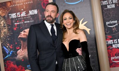 Jennifer Lopez files for divorce from Ben Affleck