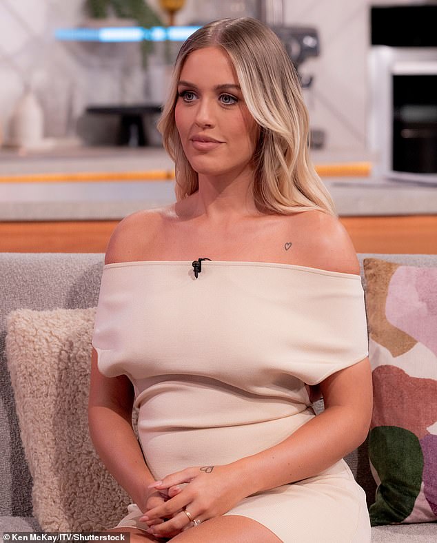 Lottie Tomlinson has opened up on dealing with her grief, after the tragic deaths of both her mother and her little sister within three years