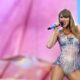 Taylor Swift sings with Jack Antonoff, 'producer of the century'