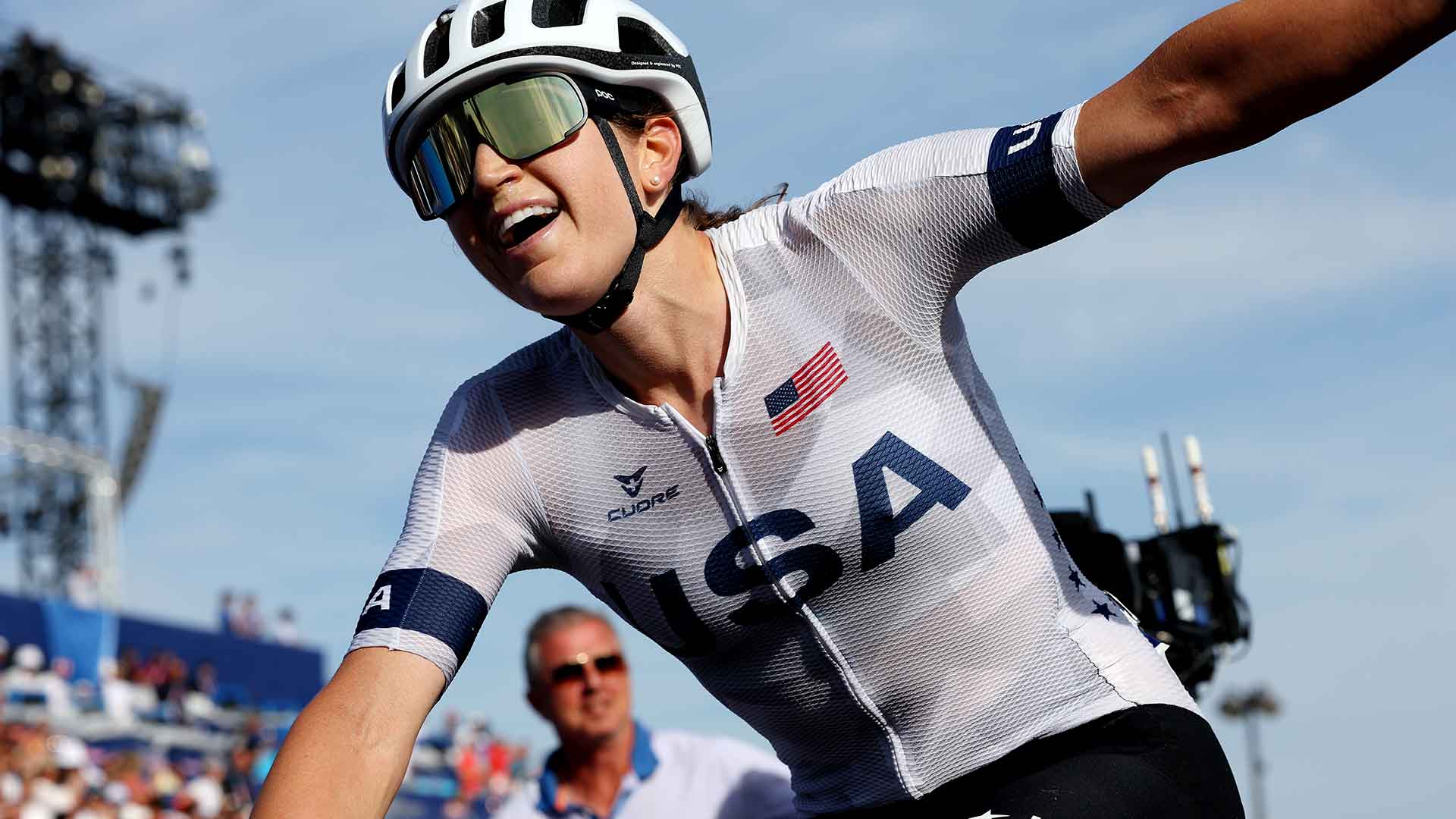 U.S. cyclist Kristen Faulkner wins shocking gold medal in women's road race