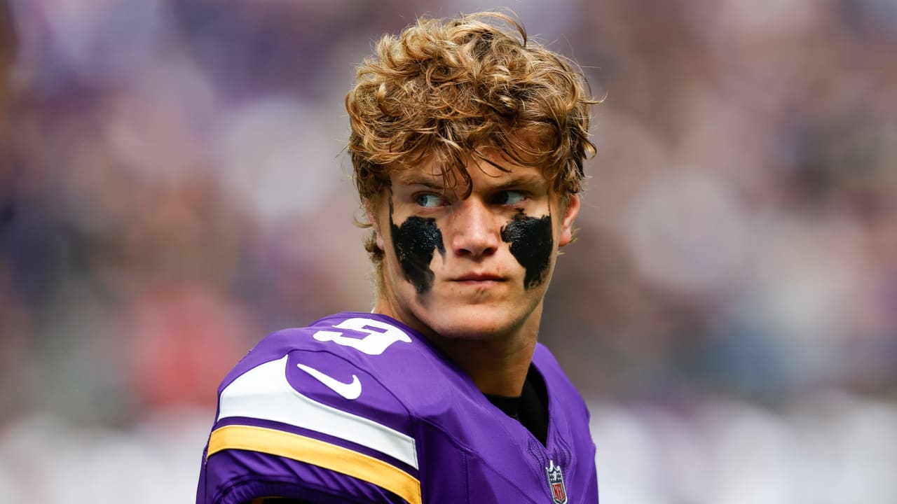 Vikings QB J.J. McCarthy to undergo knee surgery after tests reveal meniscus tear