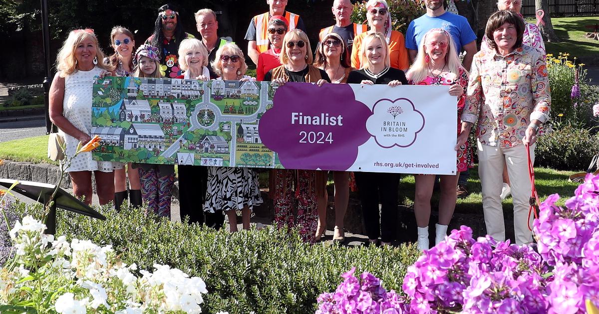 Washington Village shows off its 'flower power' for competition judges