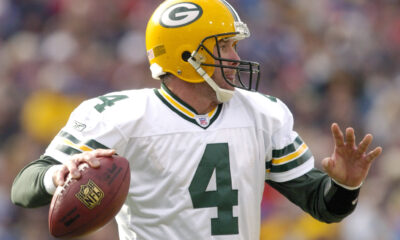 Packers quarterback Brett Favre in the pocket during game between the Green Bay Packers and the Buffalo Bills at Ralph Wilson Stadium in Orchard Park, New York on November 5, 2006. Buffalo won 24-10. (Photo by Mark Konezny/NFLPhotoLibrary)