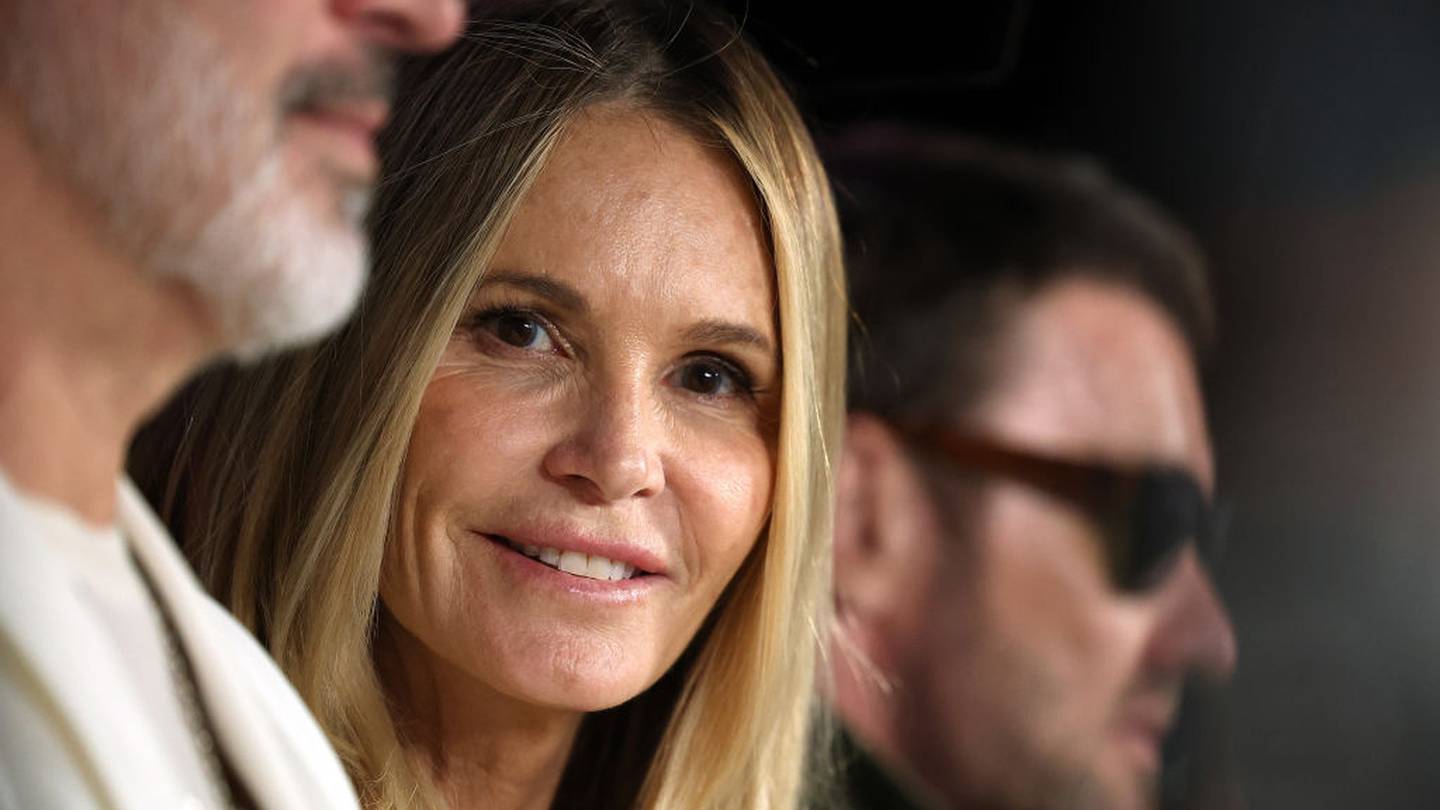 Elle Macpherson diagnosed with breast cancer 7 years ago; in remission – 104.5 WOKV