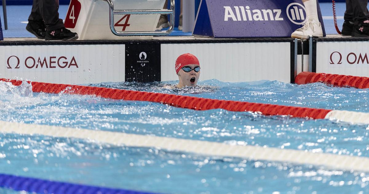 Ellie Challis wins Paralympic backstroke gold at Paris 2024