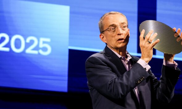 Intel turns foundry business into subsidiary, weighs outside funding