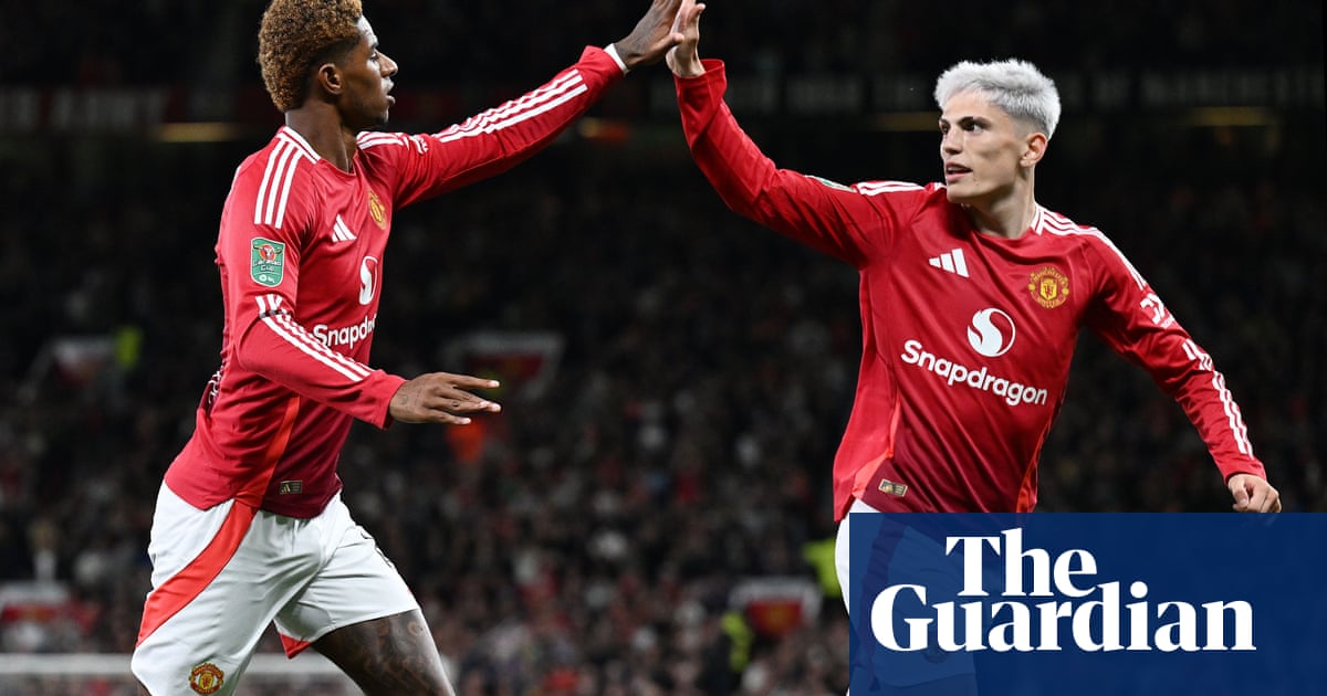 Manchester United attack clicks into gear to put seven goals past Barnsley | Carabao Cup