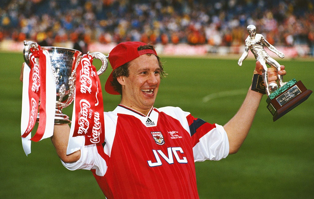 Paul Merson lifting the League Cup and Man of the Match award at the 1993 League Cup Final